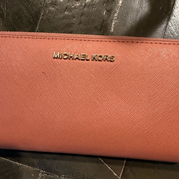Michael Kors Pink Satchel and Wallet Set - Picture 15 of 15
